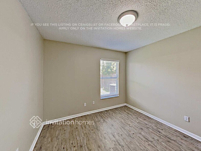 Building Photo - 3564 Moss Pointe Pl