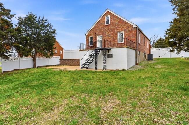 Building Photo - 5826 Telegraph Rd