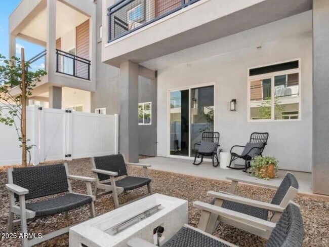 Building Photo - 3109 N 39th St