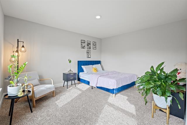 Building Photo - 7645 Thunder River Rd