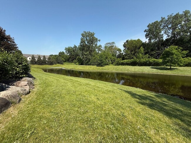 Building Photo - 14201 Chesapeake Cir