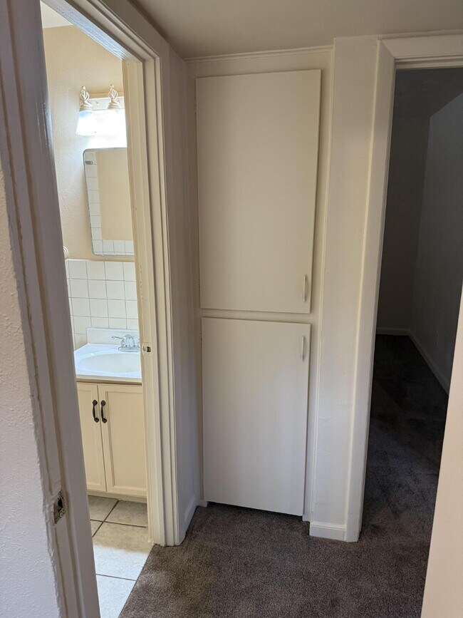 Building Photo - Charming 3 bed/2 bath house in the Heart of Thornton!