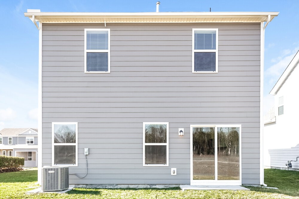 Building Photo - 3325 Quintana Dr