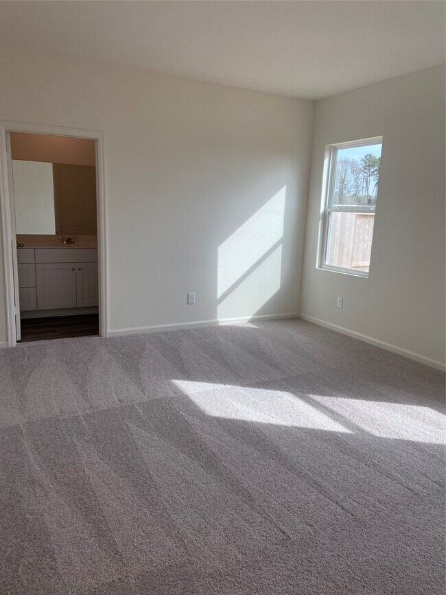 Building Photo - 6186 Emperor Pnes Trl