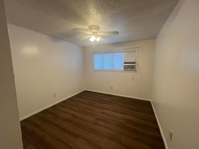 Building Photo - 4319 53rd St