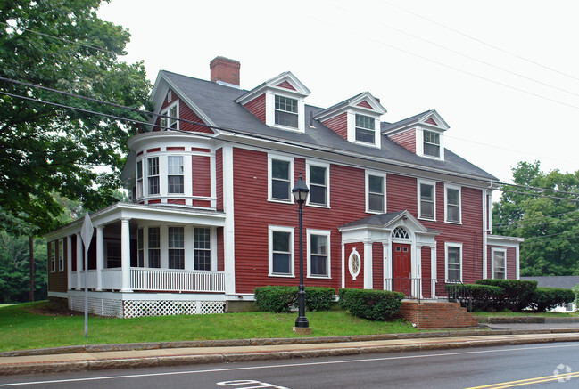Building Photo - 19 Main St