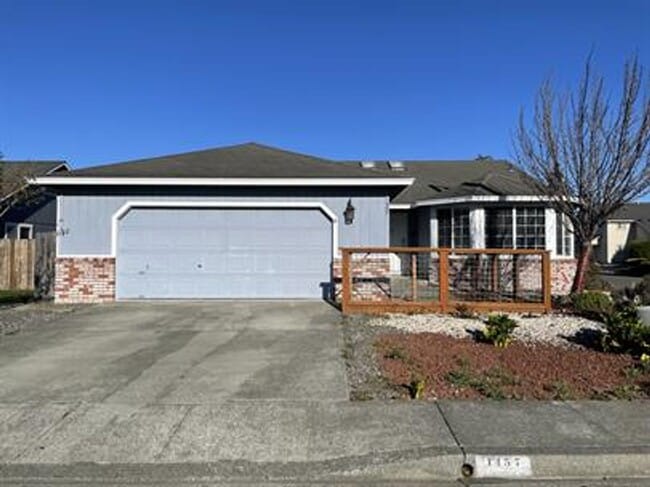 Building Photo - McKinleyville house