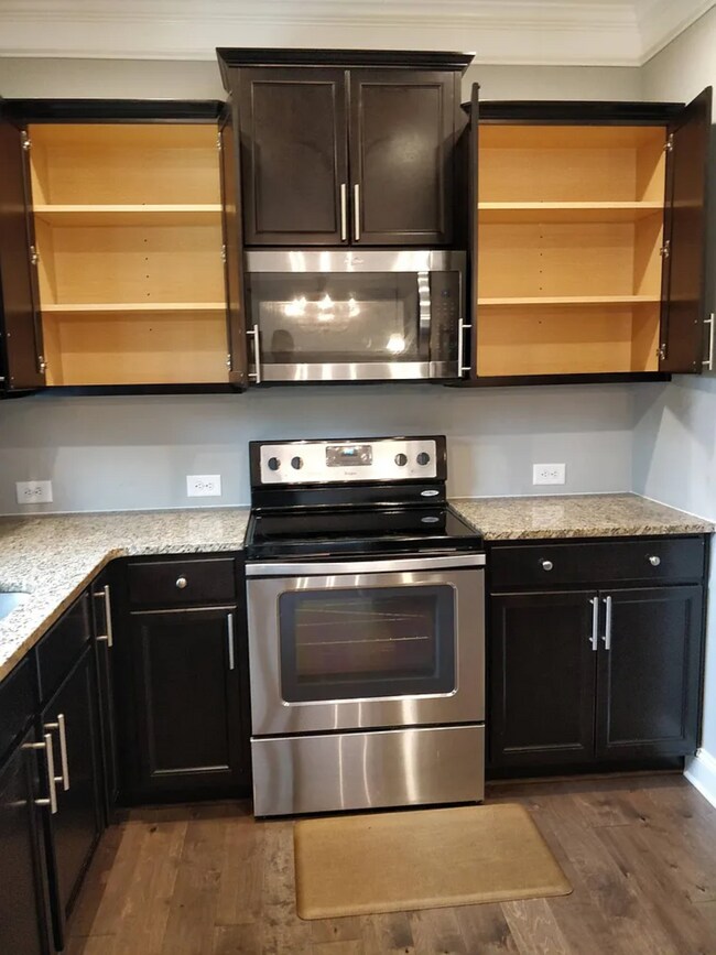 Building Photo - 2557 Pepper Ct