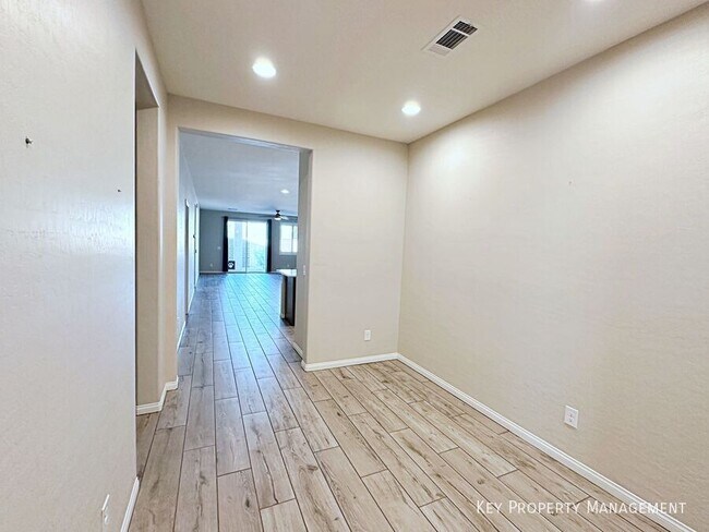 Building Photo - 6033 Torciano St