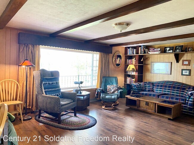 Building Photo - 3 br, 1 bath House - 38895 A Private Road