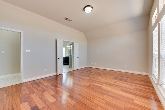 Building Photo - 18106 Nisbet Crossing