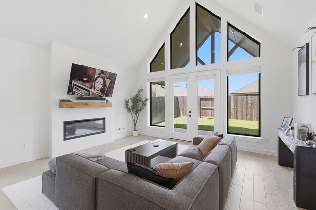 Building Photo - 26506 Brilliant Beam Wy