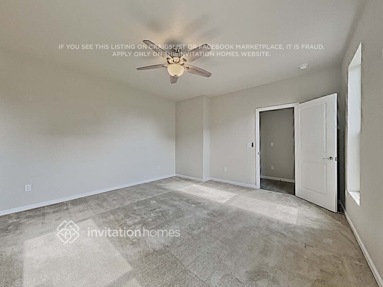 Building Photo - 4222 Prairie Dr