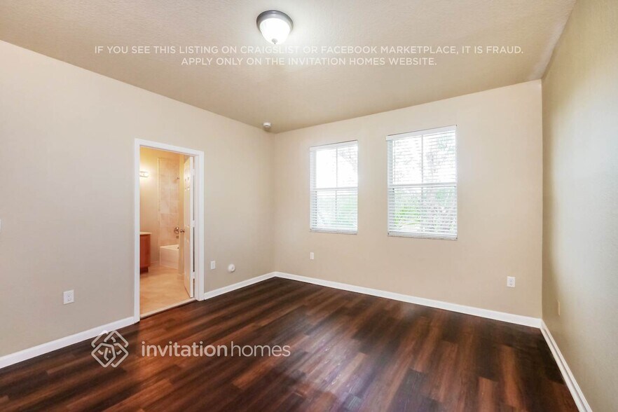 Building Photo - 20773 NE 10th Path