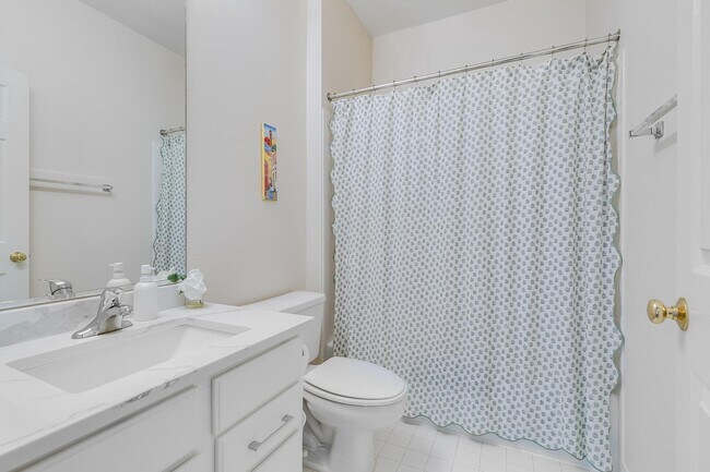 Building Photo - 11426 Summer House Ct