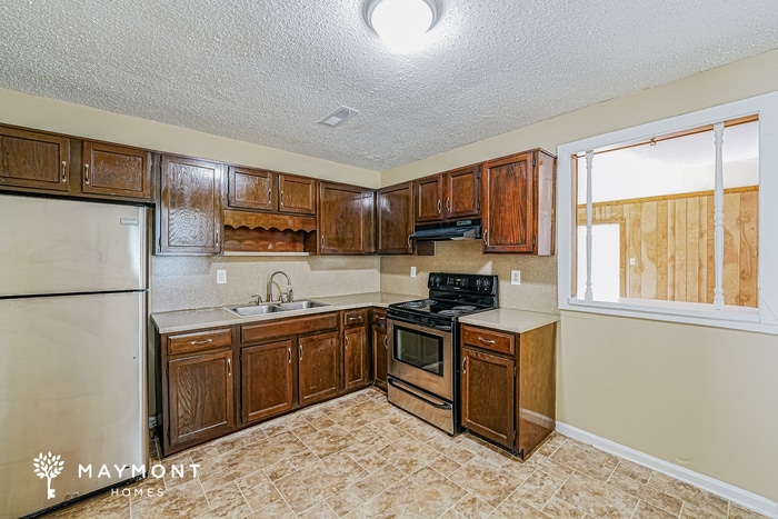 Building Photo - 225 Bayberry Rd