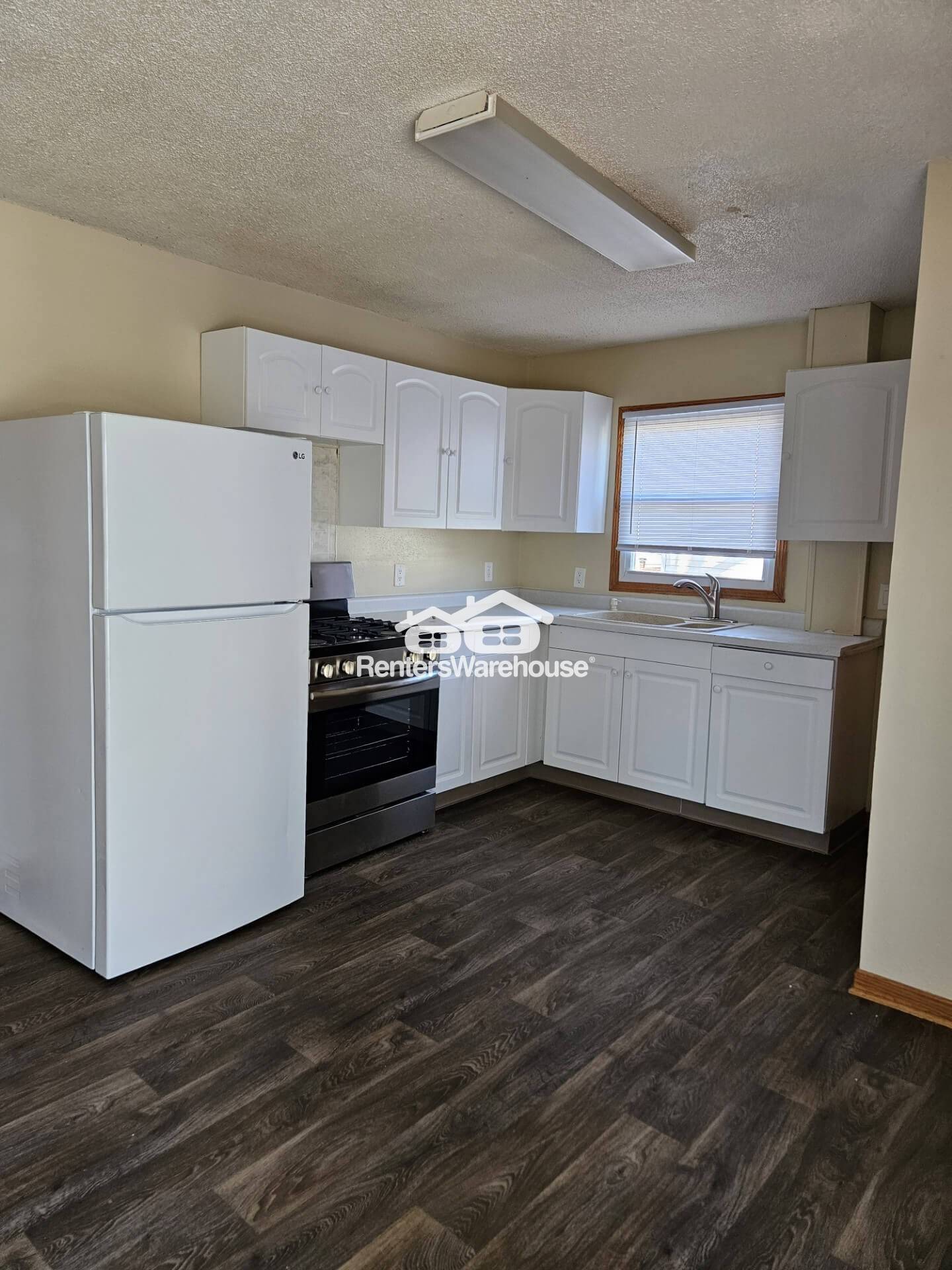 Building Photo - 3113 SW 2nd St