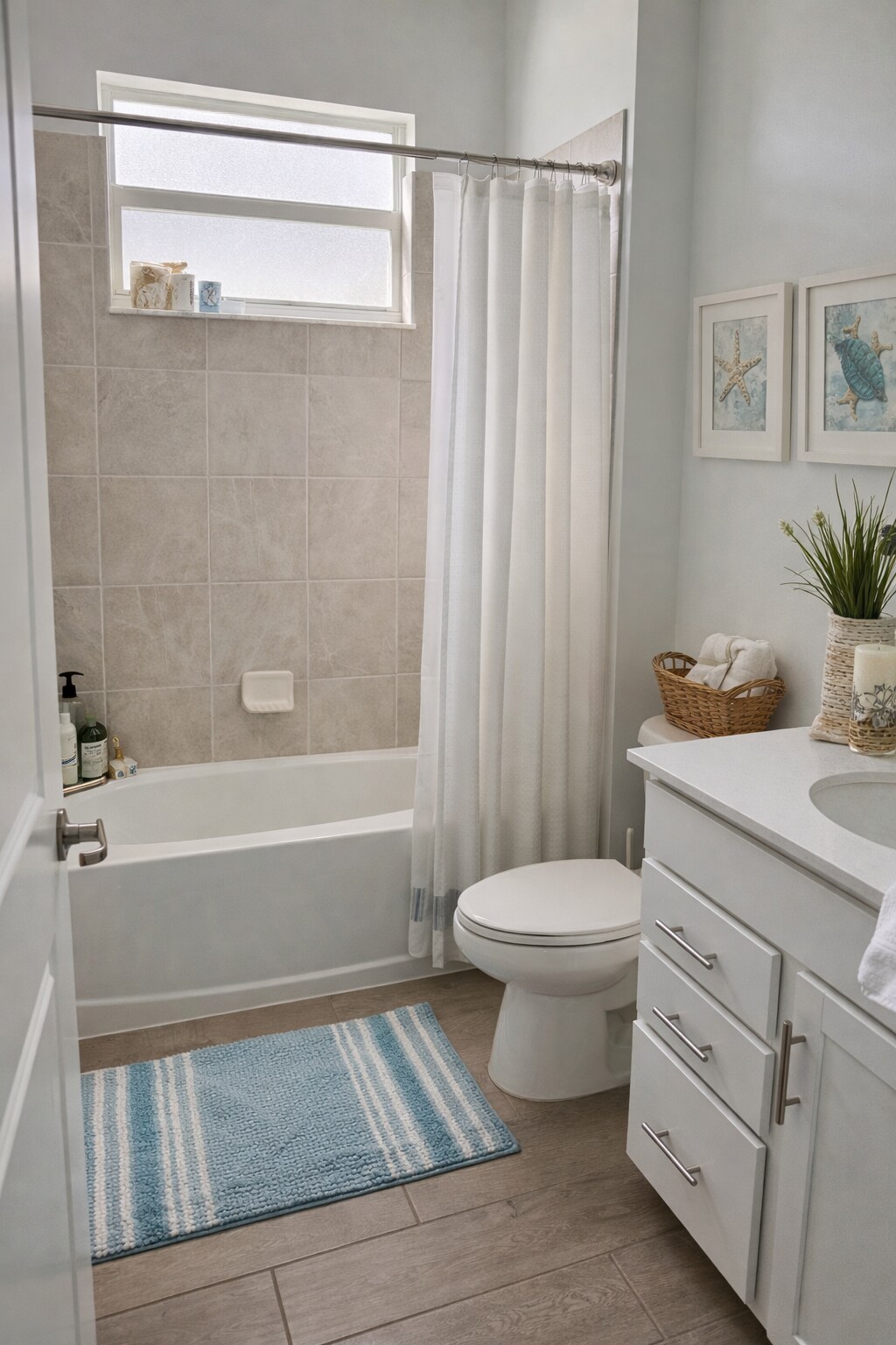 2nd bathroom furnished - 2340 Feather Brook Ln