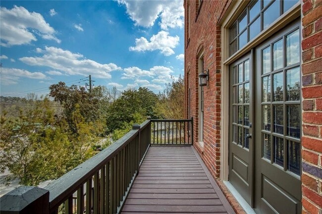 Building Photo - 100 Founders Mill Ct