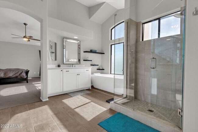 Building Photo - Marshall Ranch Five Bedroom