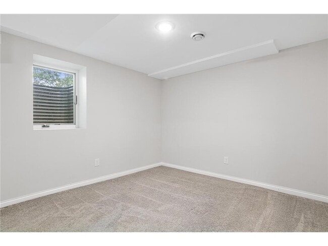 Building Photo - 5712 25th Ave S