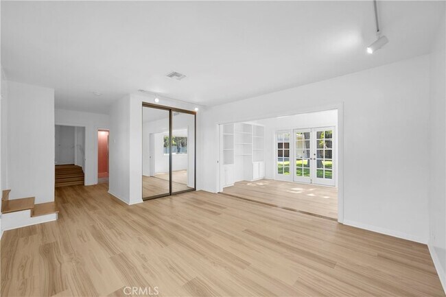 Building Photo - 4031 N Virginia Rd