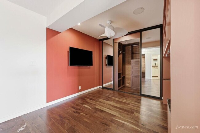 Building Photo - 1177 California St