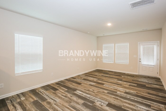 Building Photo - 309 Centre St