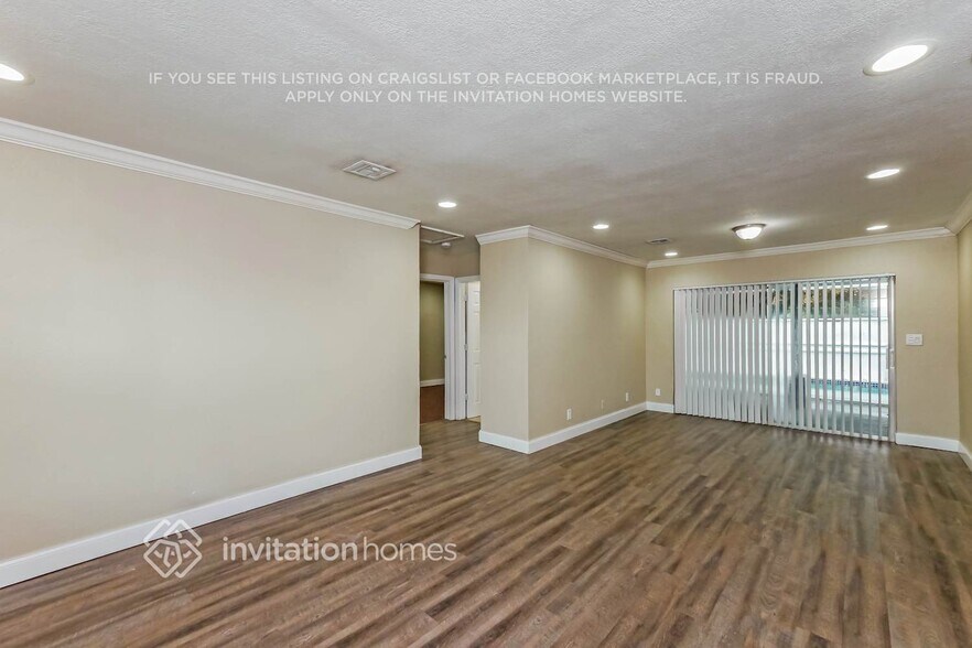 Building Photo - 6460 Grant Ct