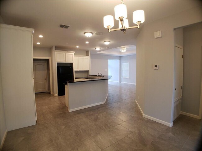 Building Photo - 1638 Clare Dr