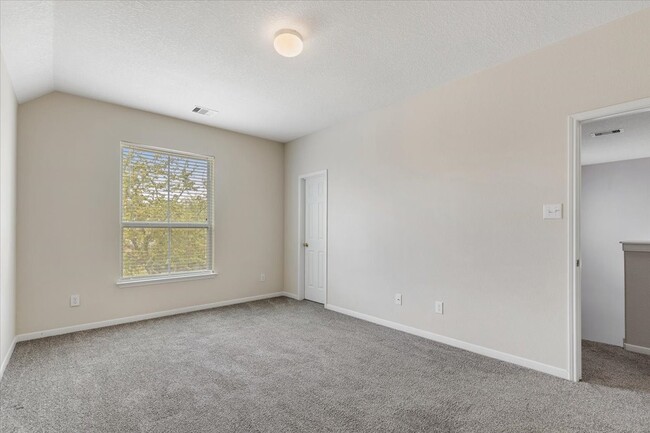 Building Photo - 4810 Vintage Grove Ct