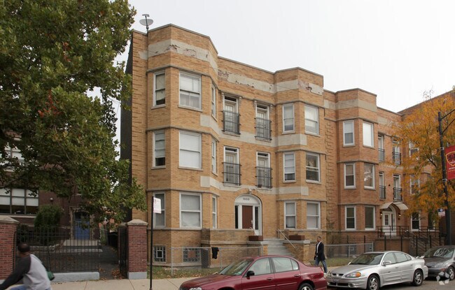 Primary Photo - 1030 E 47th