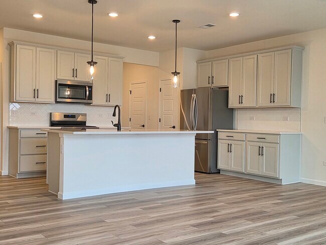 Building Photo - 24412 W Alexis Ln