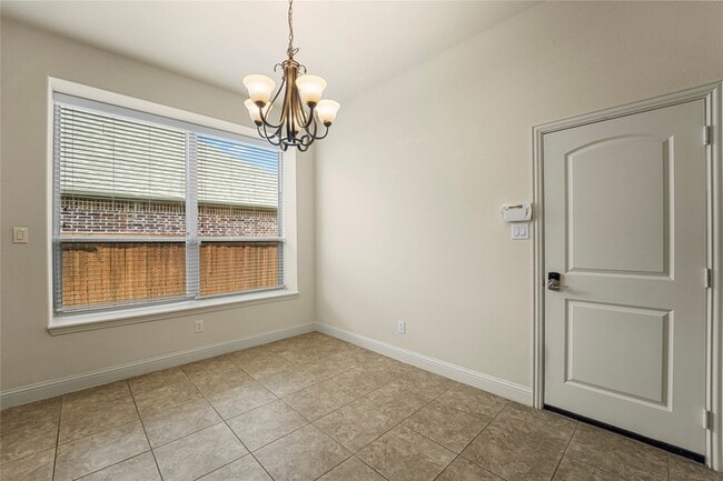Building Photo - 12848 Walnut Ridge Dr