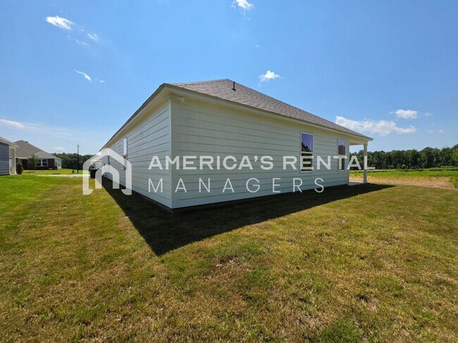 Building Photo - 309 Oakmont Cir