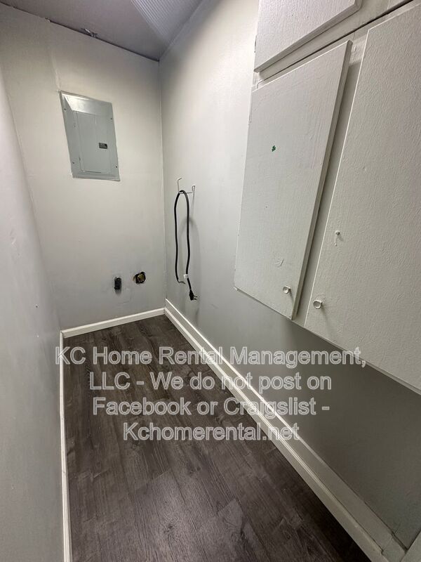 Building Photo - 15315 Fuller Ave