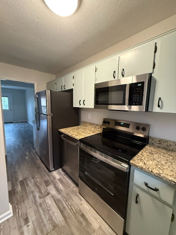 Building Photo - 120 Asbury Way