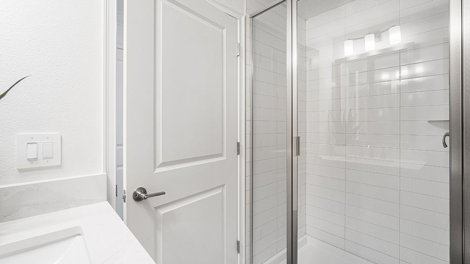 Building Photo - 4510 S Manhattan Ave