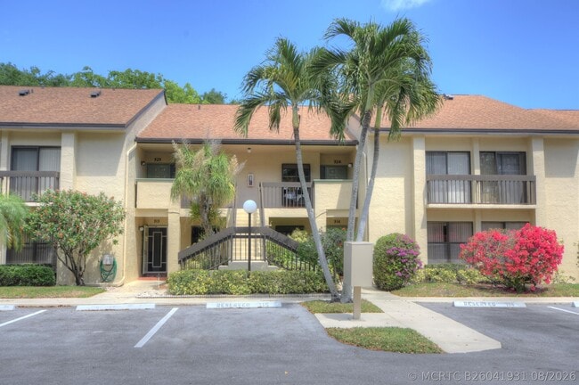 Building Photo - 5087 Oakhill Ln