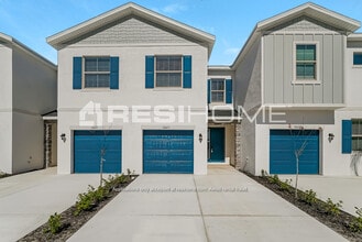 Building Photo - 28413 Wave Crst Pl