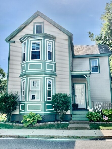 Primary Photo - 12 County St