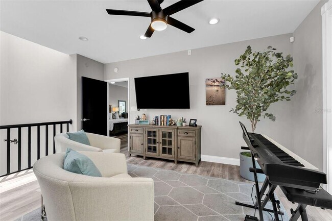 Building Photo - 276 Lewis Cir