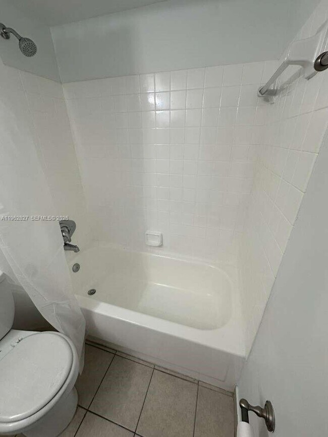 Building Photo - 144 NW 91st Ave