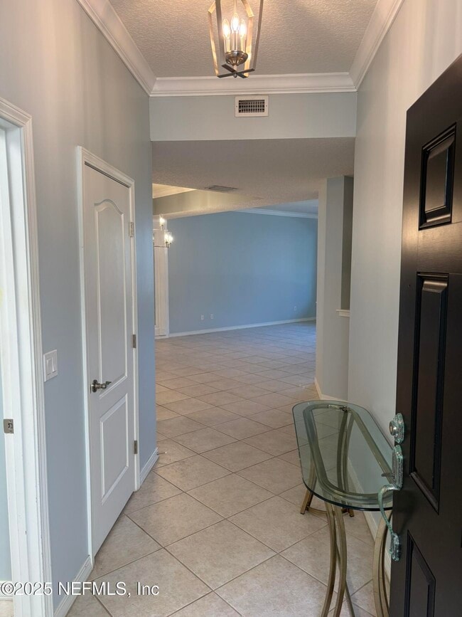 Building Photo - 1202 Makarios Dr