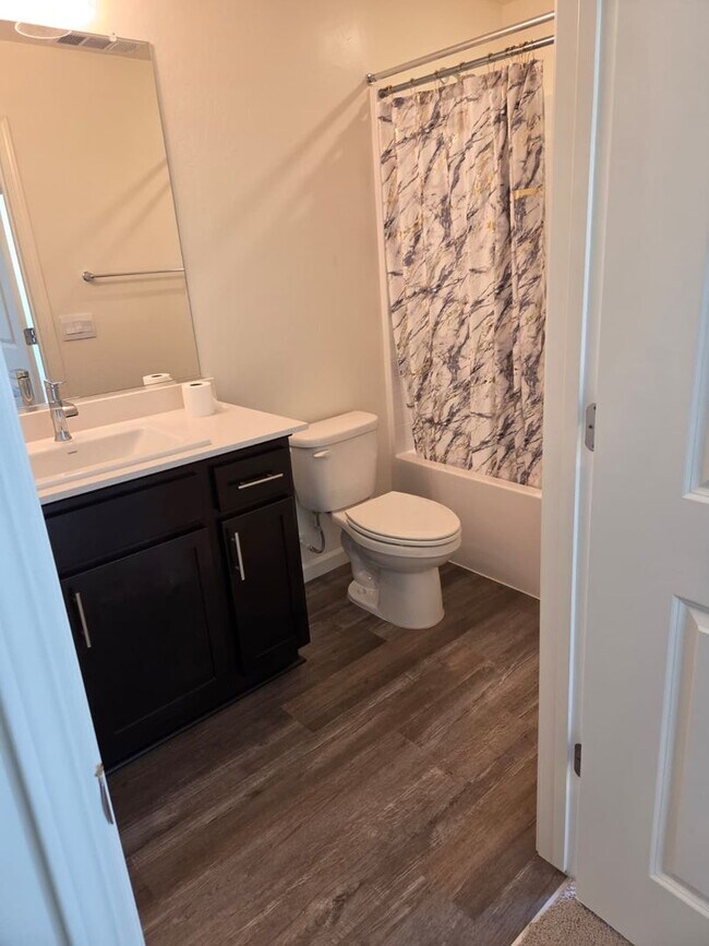 Building Photo - Brand new spacious single family home in Bakersfield - Schedule your tour now!