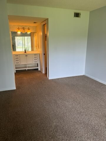 Building Photo - 201 Saint Lucie Ln