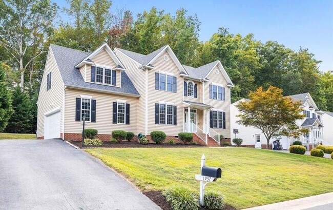 Building Photo - 5 Bedroom, 2.5 Bath Home in St. James Woods  ** Available for showings 3/25/2026 **