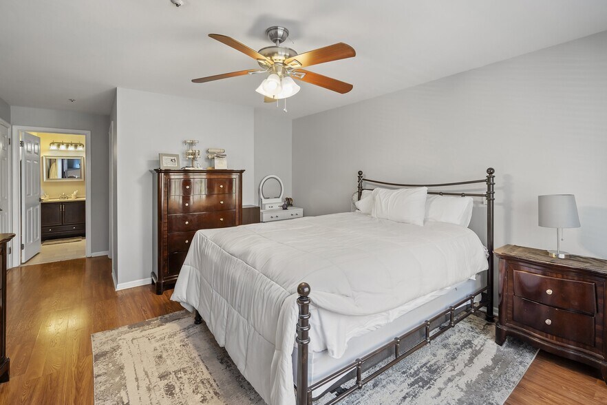 Primary Bed - 3202 Appleton Way