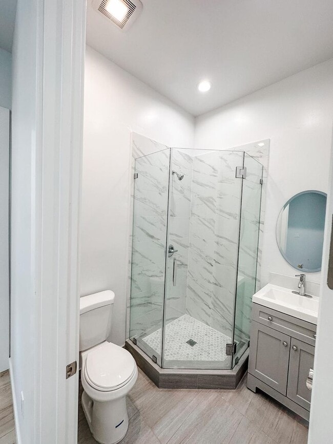 Building Photo - 3 Bed 2 Bath for rent