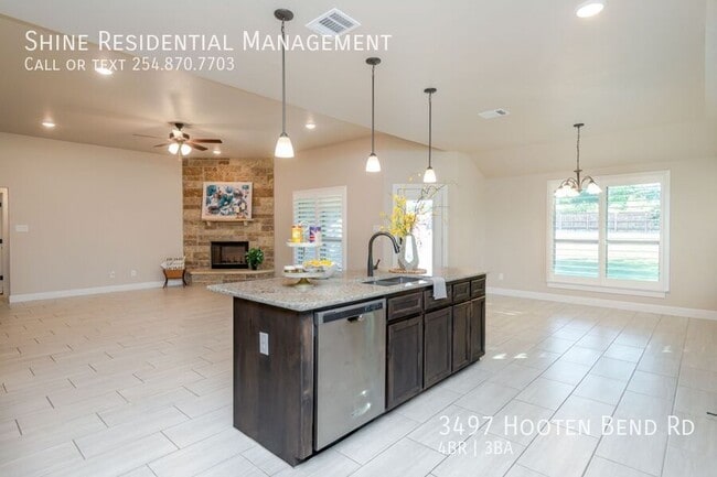 Building Photo - 3497 Hooten Bnd